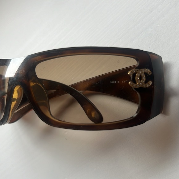 Chanel Brown Gradient Lenses Tortoise Shell With Swarovski - Picture 2 of 6